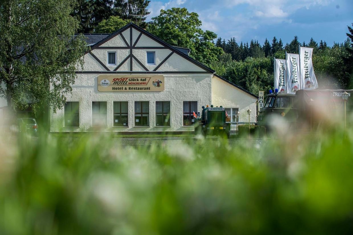 Sporthotel Glück Auf Mönchenfrei Brand-Erbisdorf Exterior foto